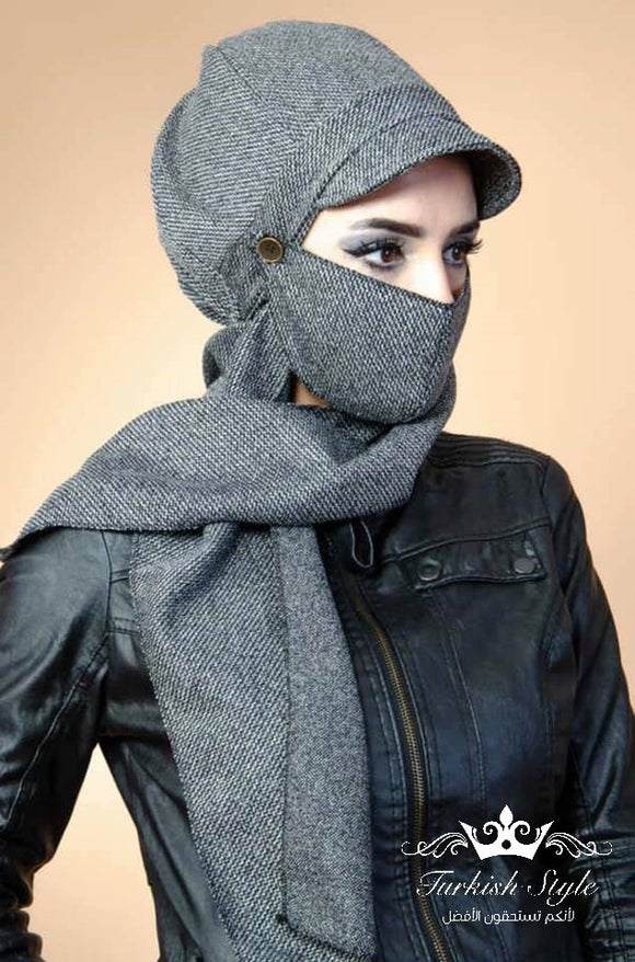 Women's hat with a mask and scarf